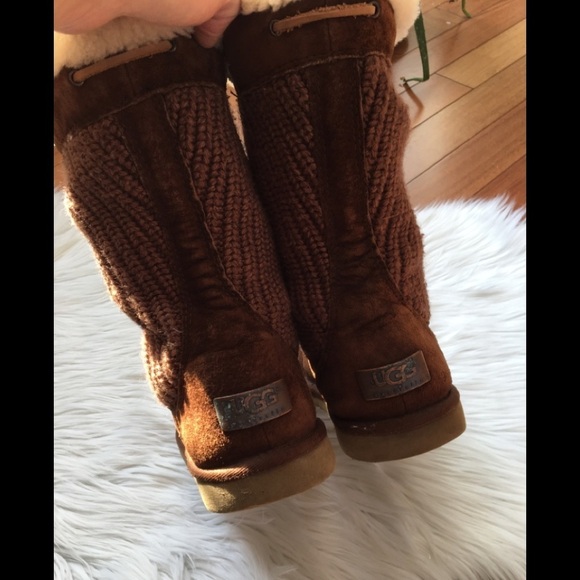 UGG Surburb Crochet Knit Boots -Chocolate 6 - Picture 4 of 9